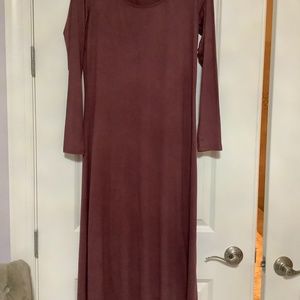 G.I.L.I Soft 3/4 Dress  With asymmetrical hem Soft Berry
